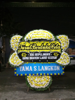 Papan Bunga Duka di Heledulaa Selatan